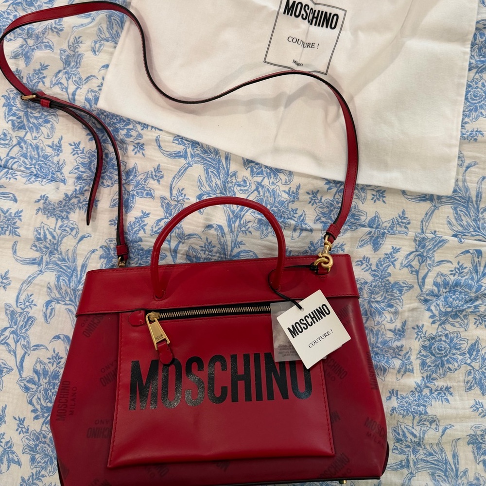 NWT Moschino Couture Leather Purse